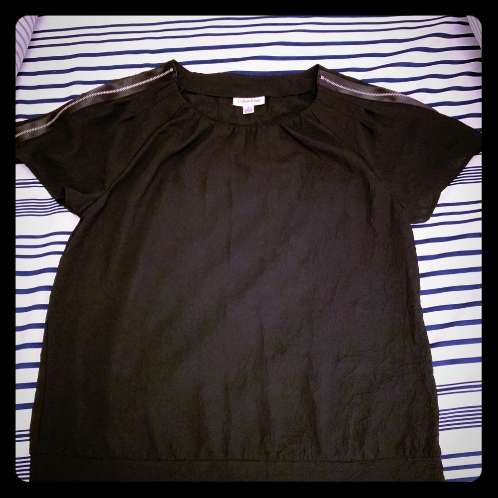 Trendy CK shirt